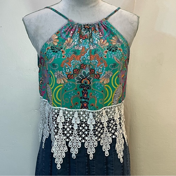 Tops - #0243 MOD Paisley Halter Top with Lace Trim-S